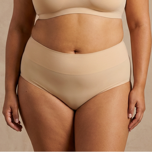 Calzón de algodón tiro alto nude, vista frontal — Essenza